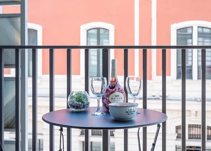 & Elegant Near The Station