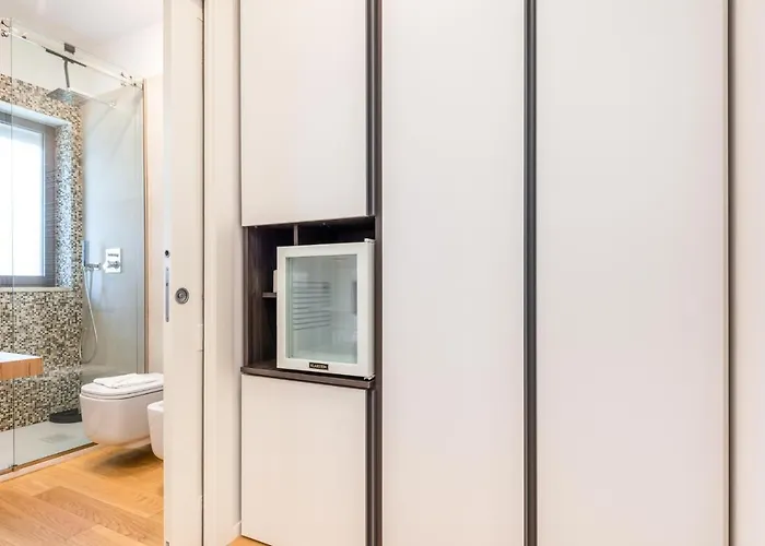 & Elegant Near The Station Appartement