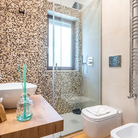 & Elegant Near The Station