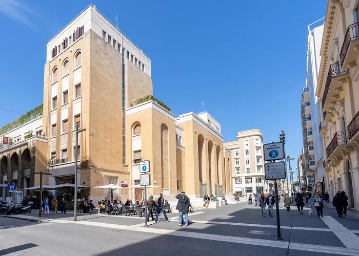 Апартаменты & Elegant Near The Station